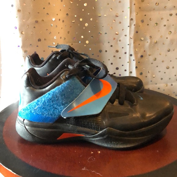 Nike Kevin Durant zoom sneakers - Picture 3 of 7